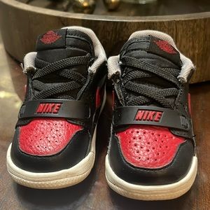 Jordan Low Bred Cement size 5c
